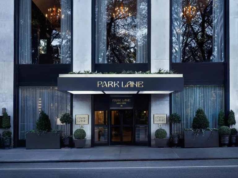 Park Lane New York Hotelaußenansicht