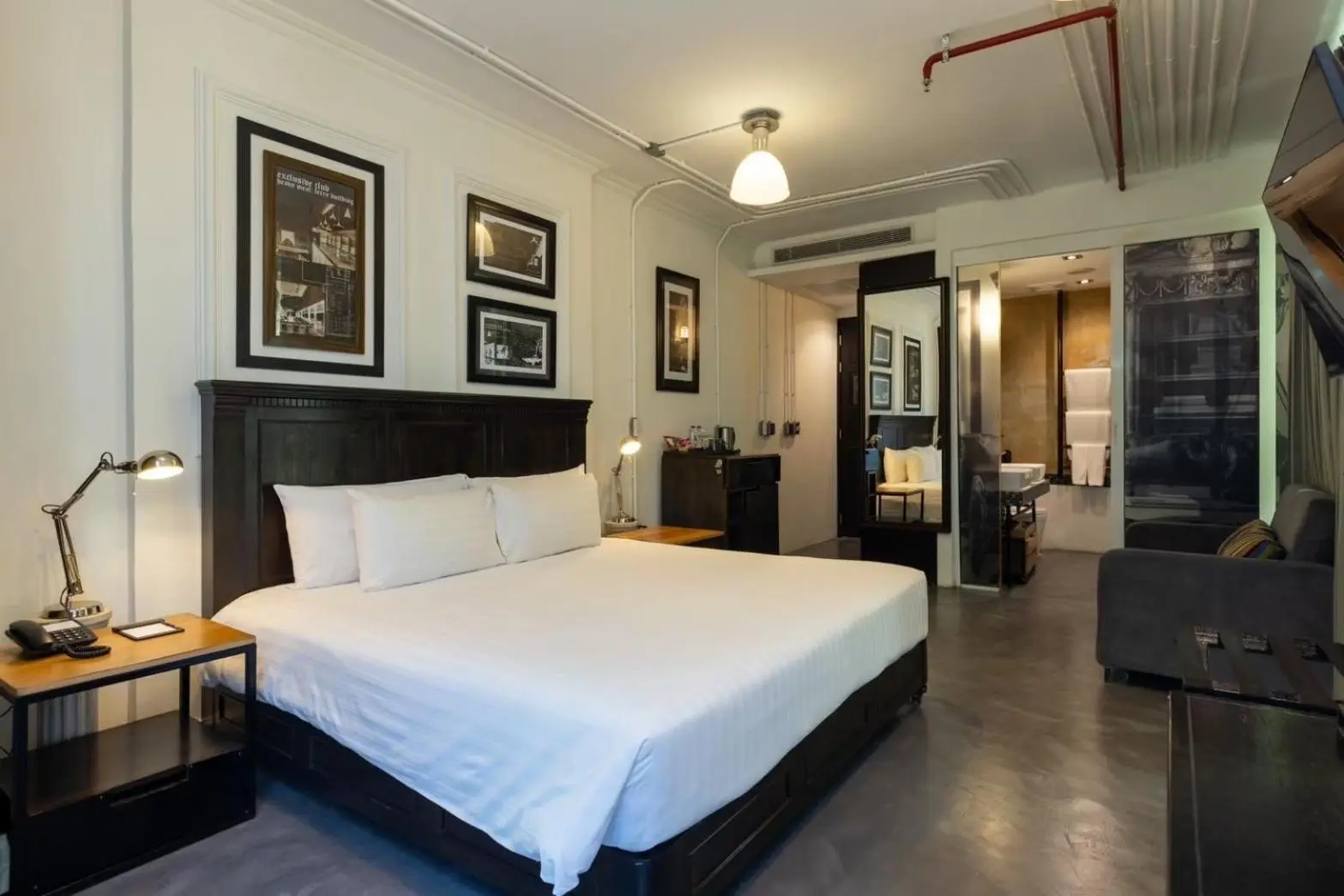 Superior-Zimmer im Pattaya Modus Beachfront Resort mit stilvollem Dekor