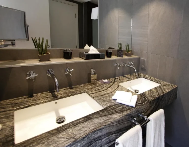 Baño chic en Pavillon REGENT PETITE FRANCE