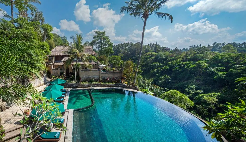 Stunning infinity pool at Pita Maha Resort & Spa in Ubud