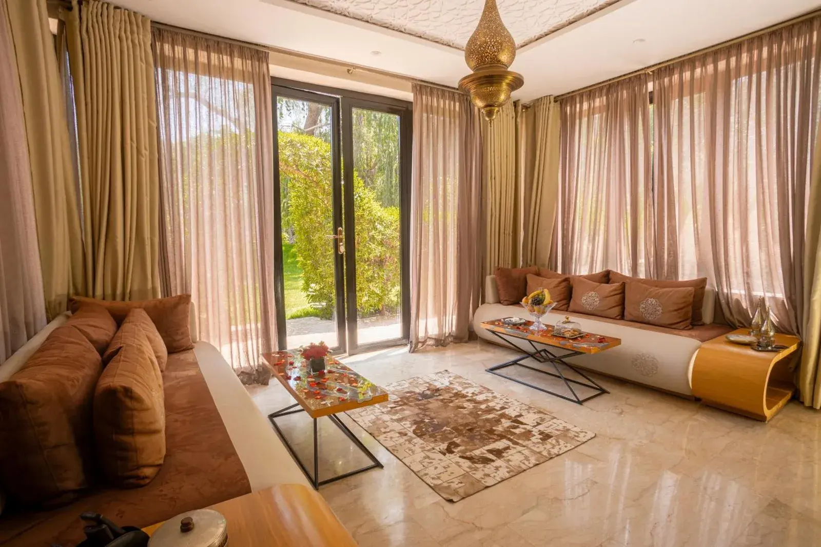 Zona de estar relajante en PL Place Boutique Hôtel & Restaurant Marrakech