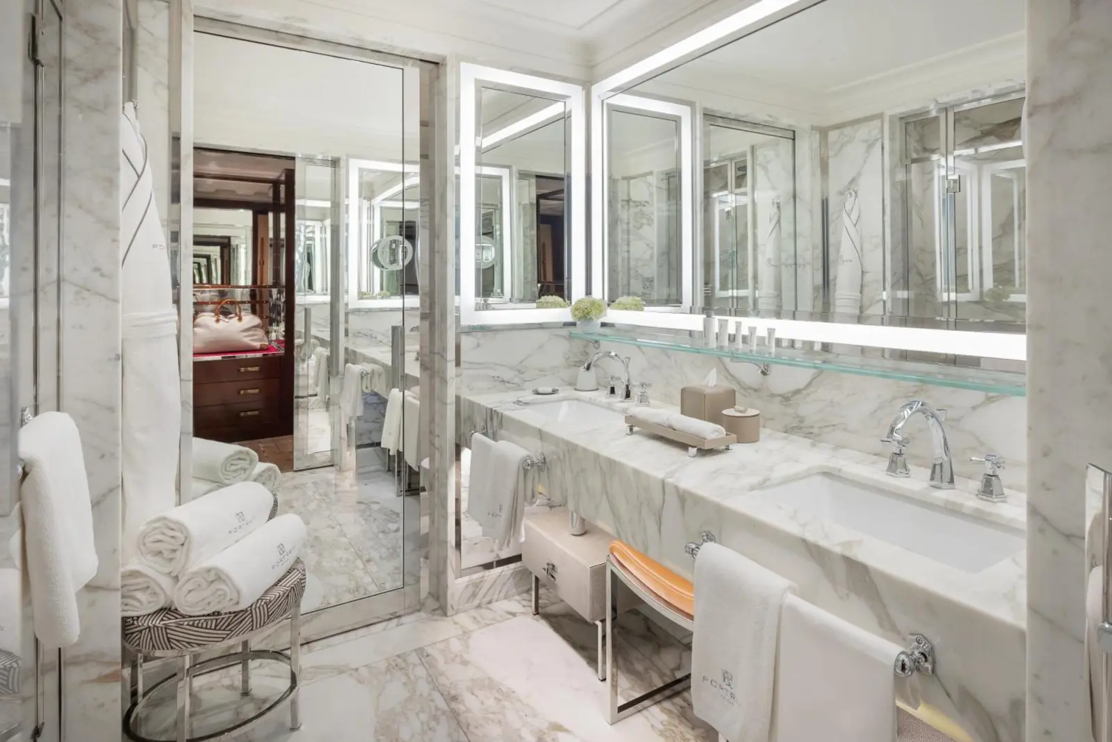 Baño Espacioso en Portrait Milano - Lungarno Collection