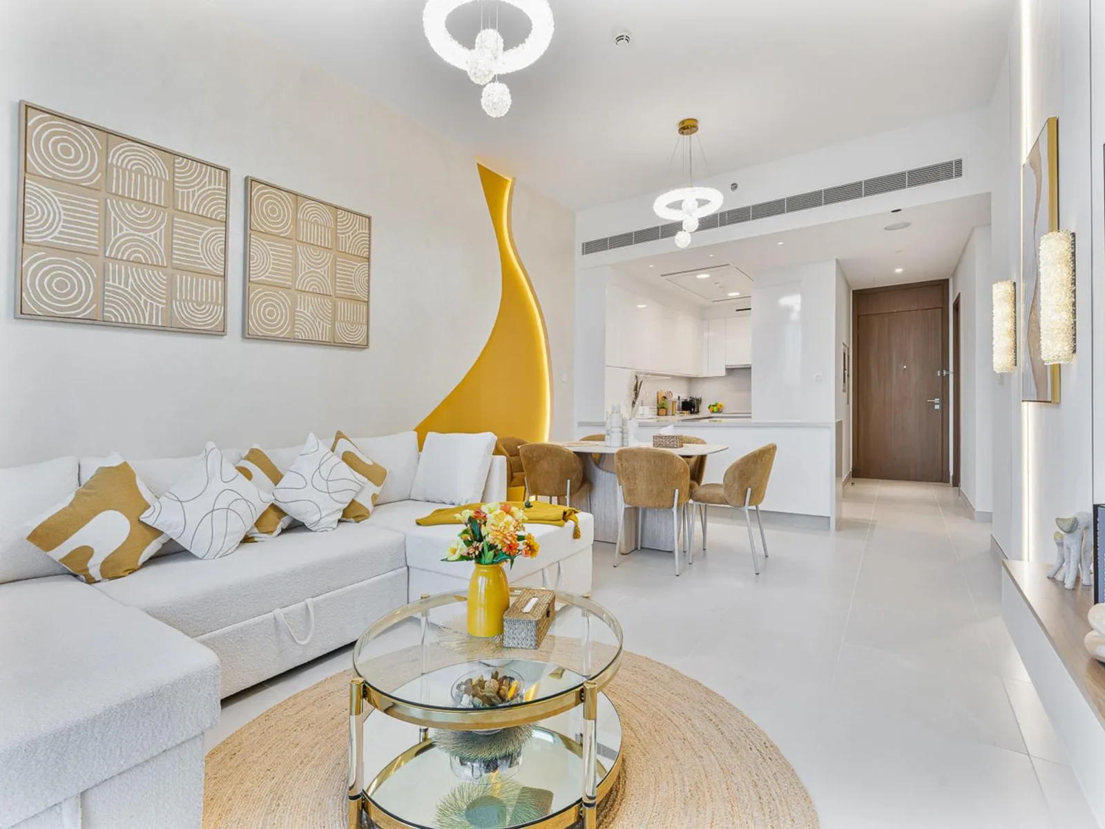 Contemporary living room in Premium Canal Front 3BR - Burj Khalifa & Canal Views, Dubai