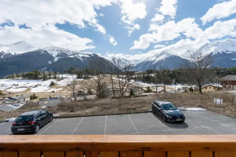 Vista de montaña desde el hotel Près du Mélèze en Courchevel
