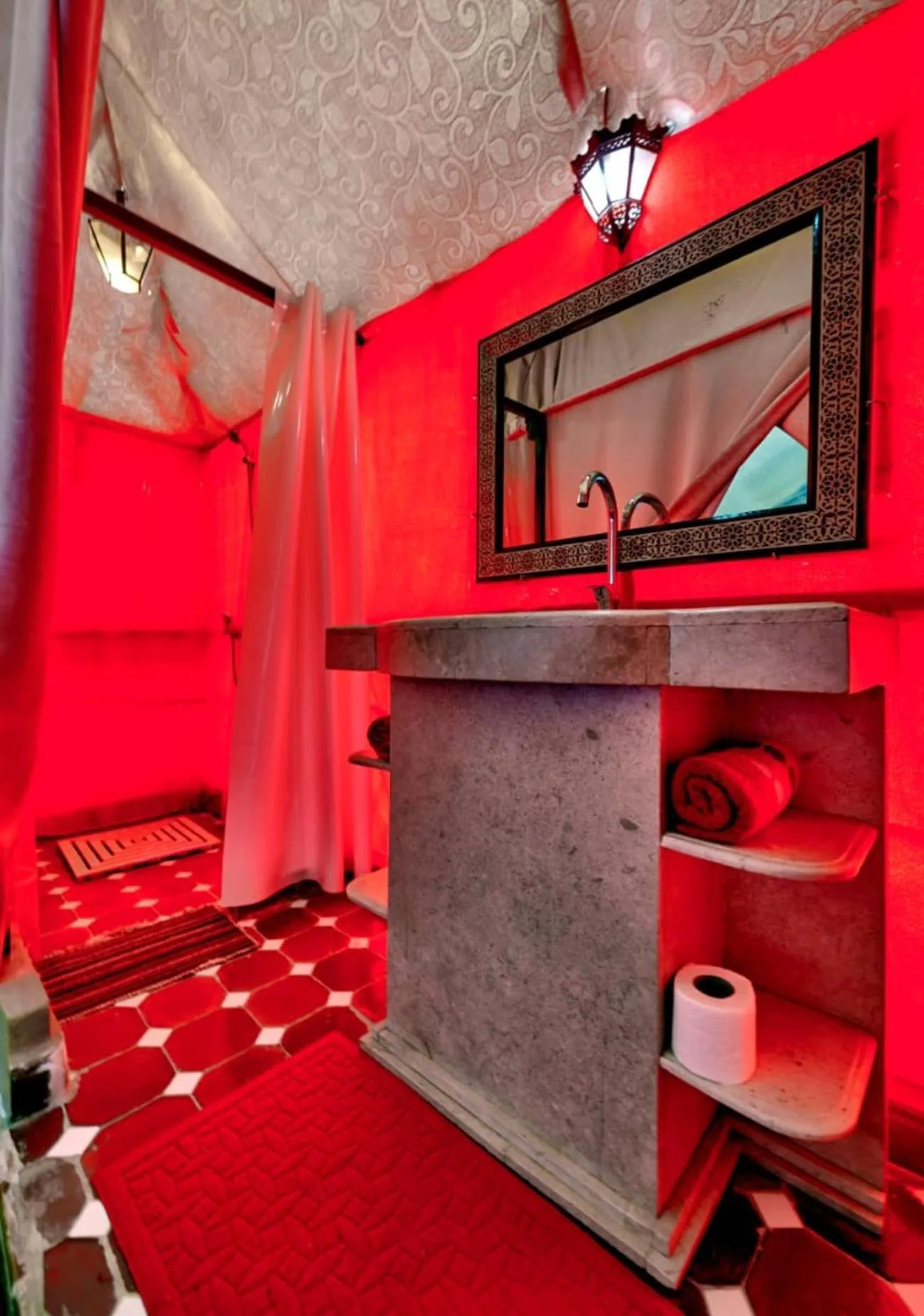 Stylish bathroom at Private Luxury Camp in Merzouga