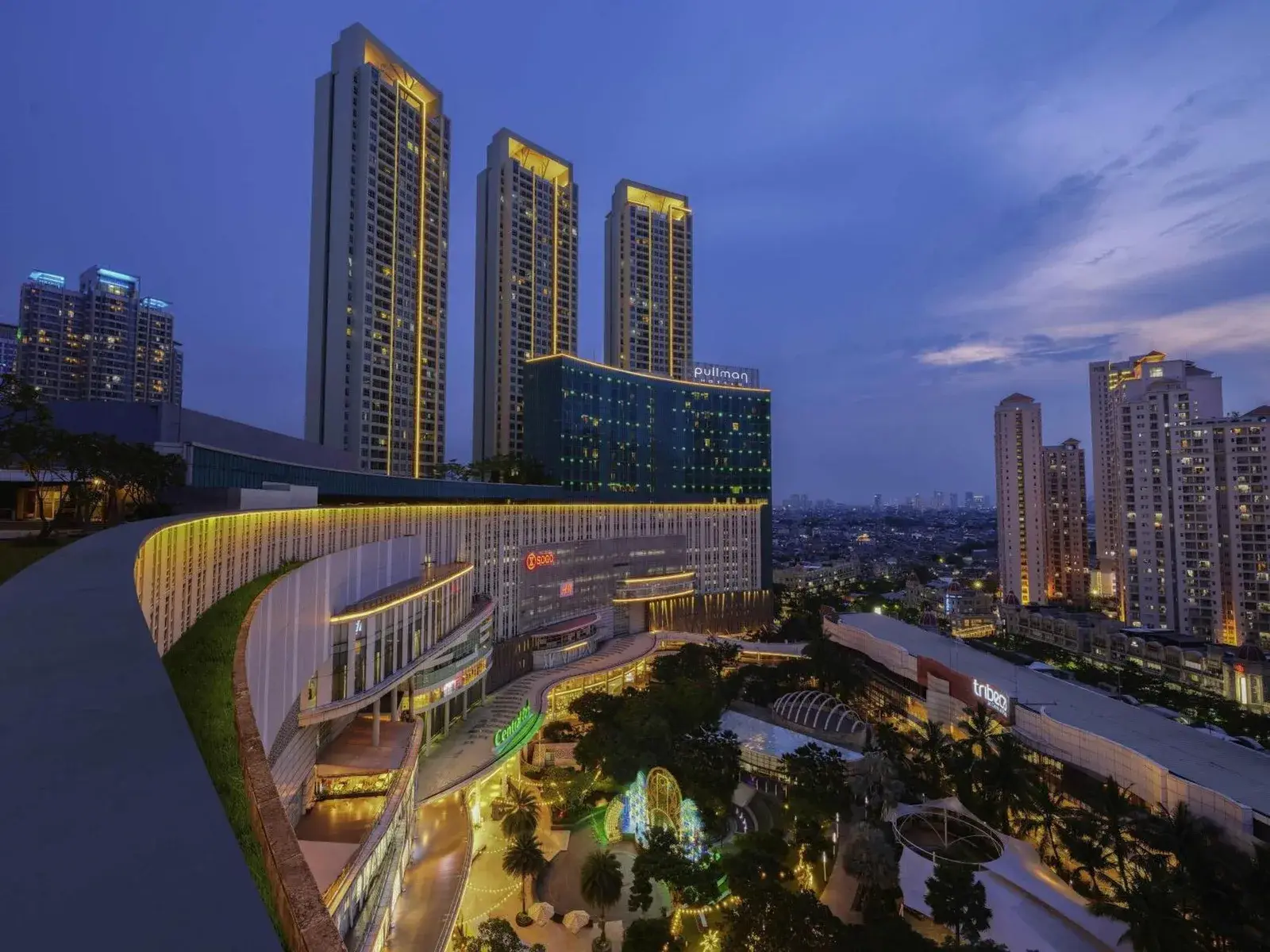 Vue extérieure du Pullman Jakarta Central Park à Jakarta