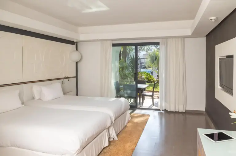 Interior view of a double room at Pullman Mazagan Royal Golf & Spa in El Jadida
