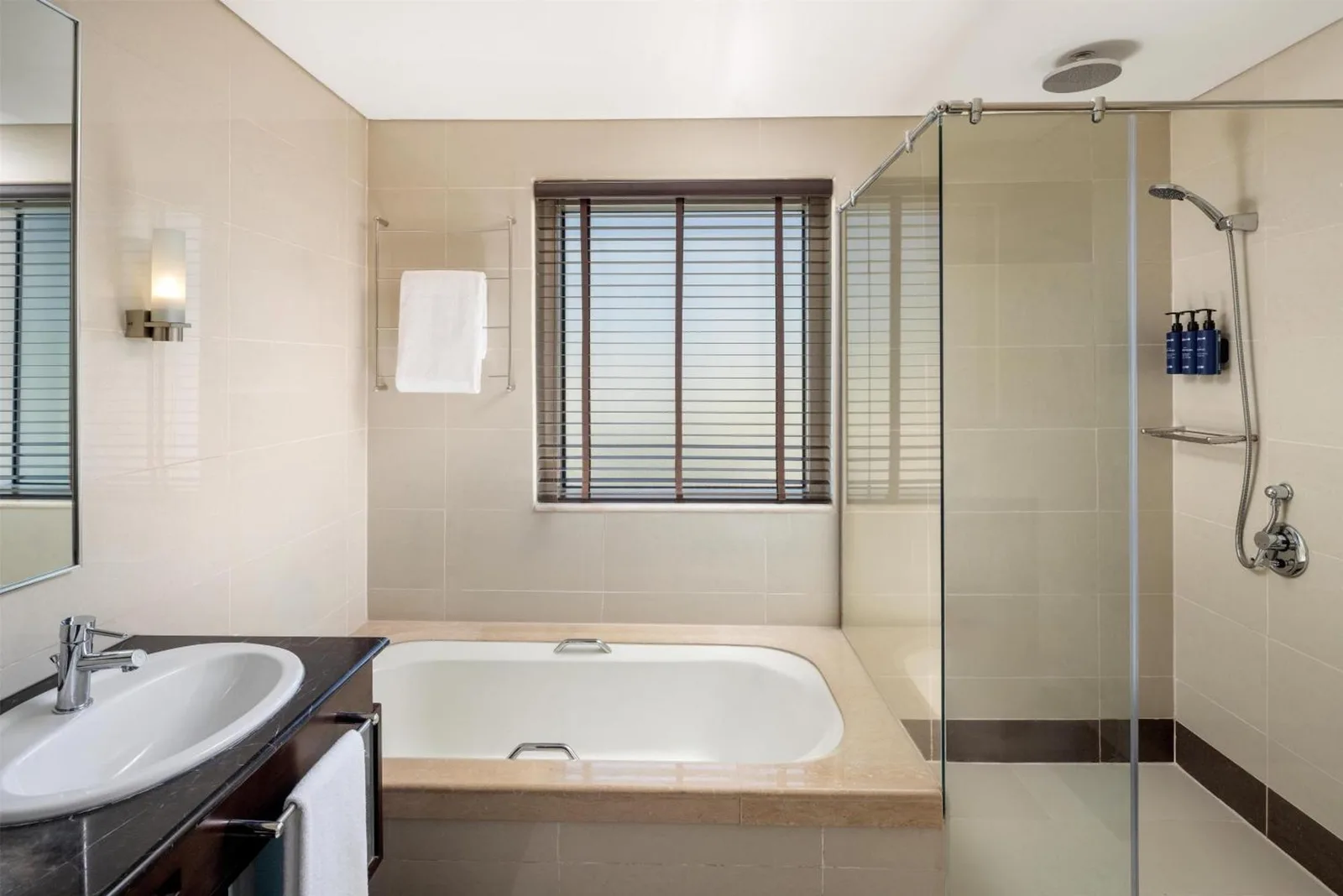 Radisson Blu Hotel, Dubai Barsha Heights, à Dubaï