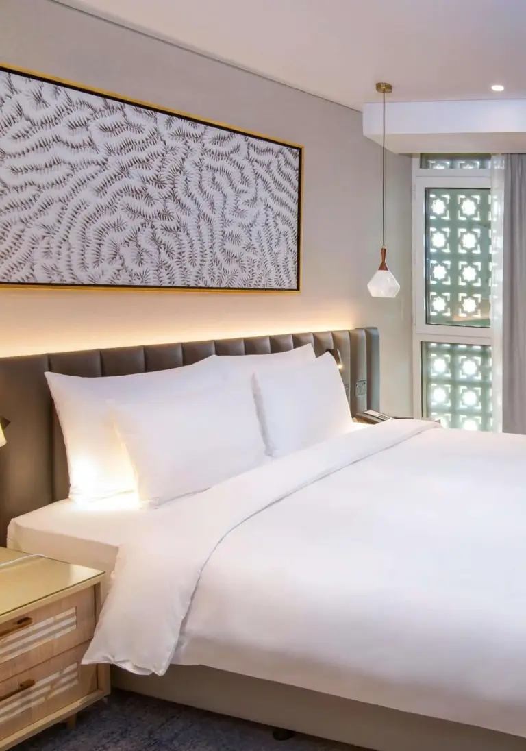 Chambre d'hôtel luxueuse au Radisson Blu Hotel & Resort, Abu Dhabi Corniche