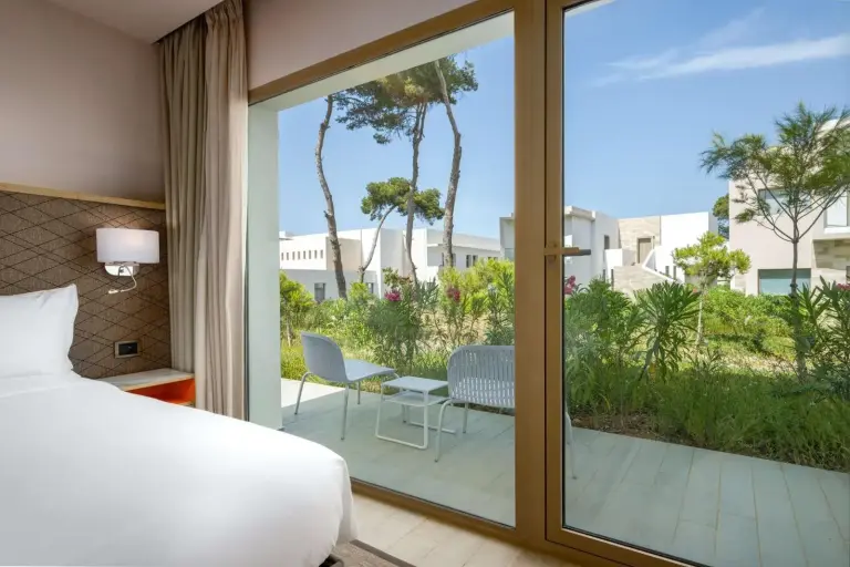 Vista de la habitación al jardín en Radisson Blu Resort Al Hoceima