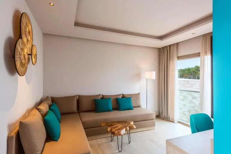 Cómoda zona de estar en Radisson Blu Resort Al Hoceima
