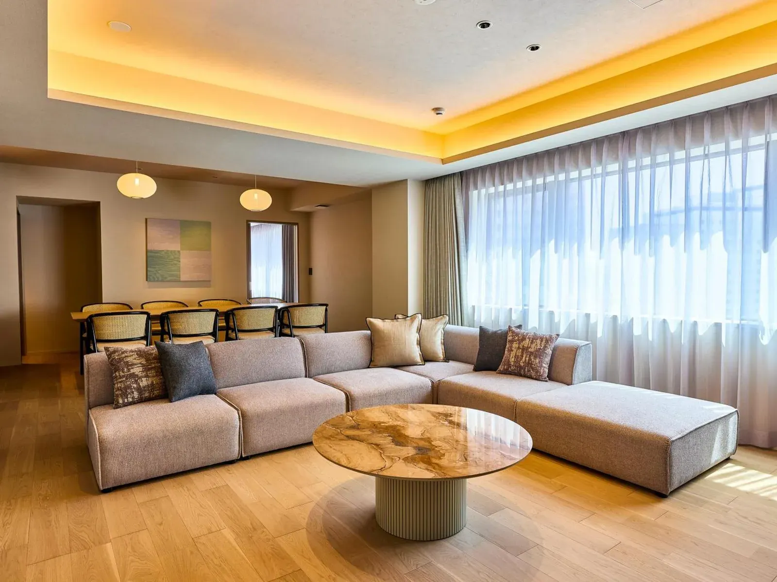 Chambre familiale avec coin salon au Rakuten STAY Sapporo Nakajima Park