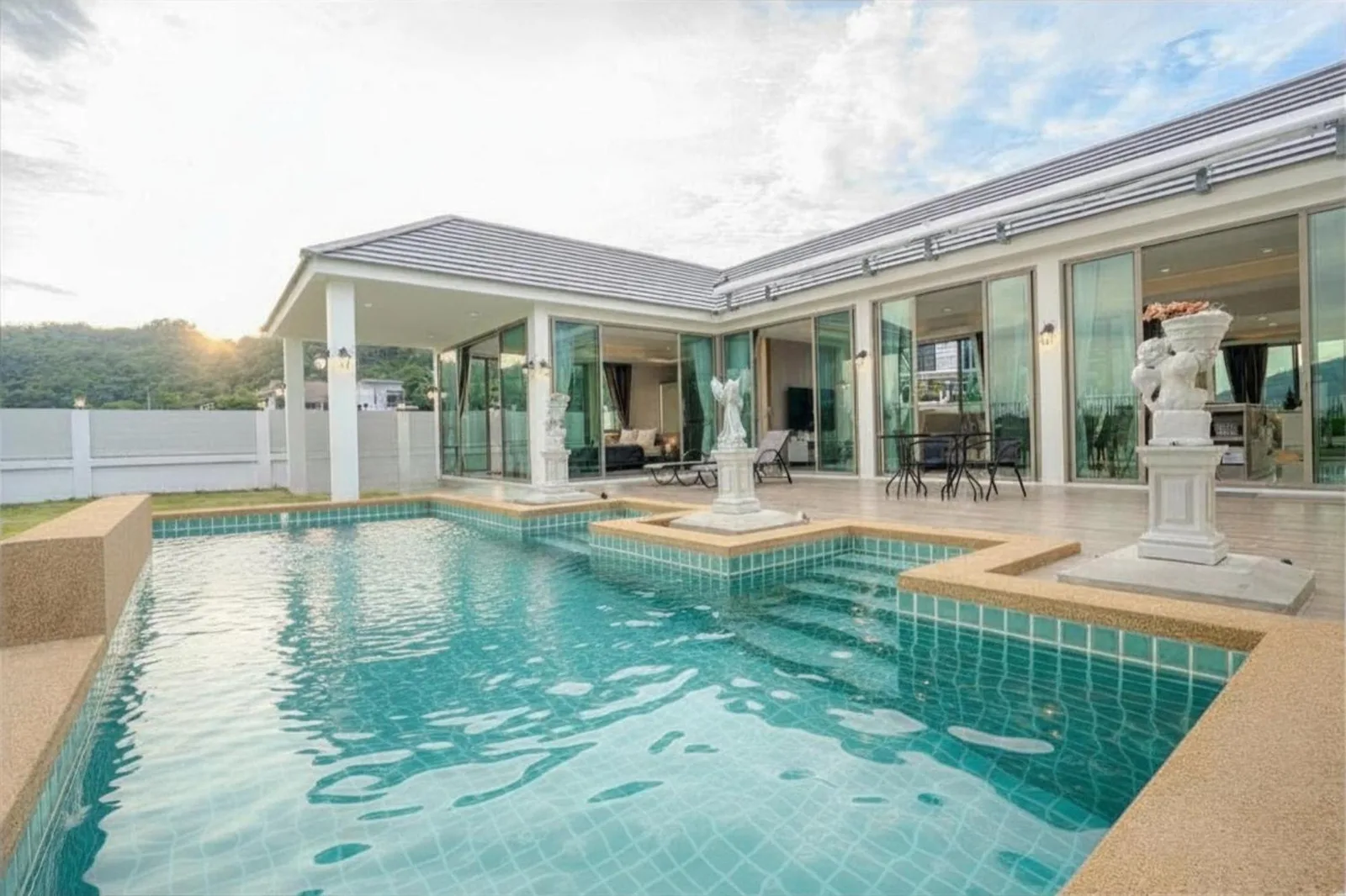 Relaxing Luxury 4-Bedroom Pool Villa exterior and pool area in Hua Hin