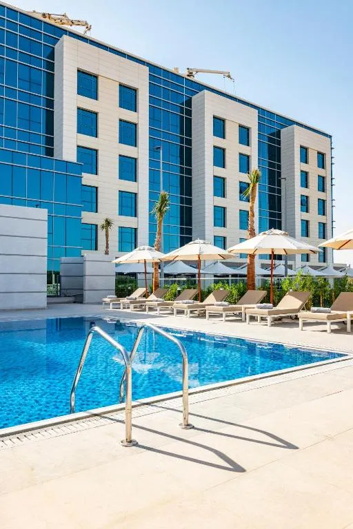 Remal Hotel & Villas Al Dhannah City