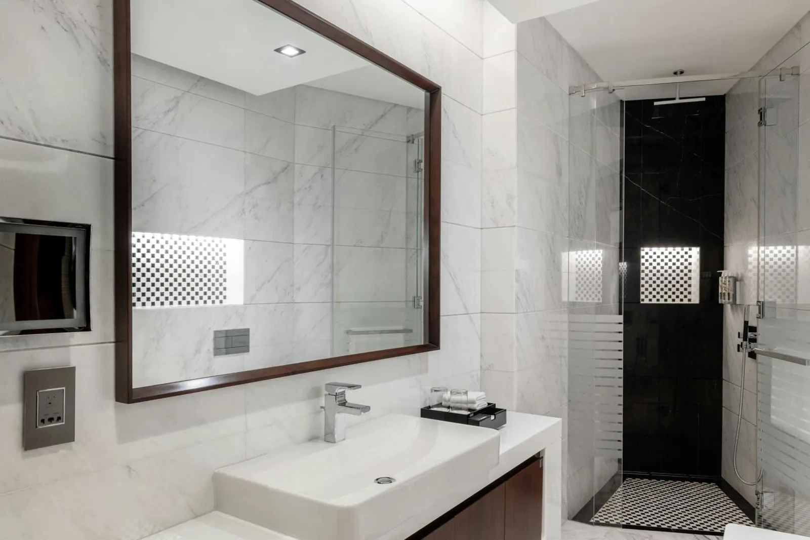 Renaissance Business Bay Hotel spa-like bathroom design