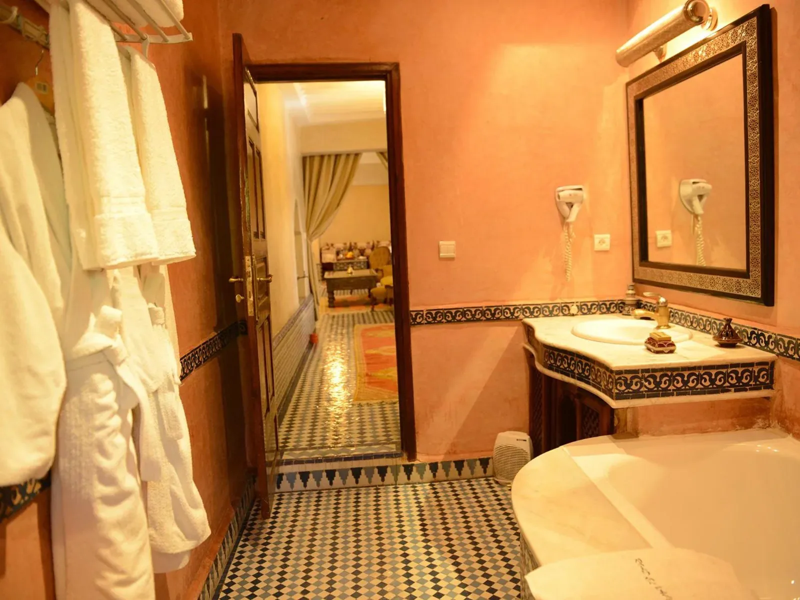 Riad El Yacout, in Fes