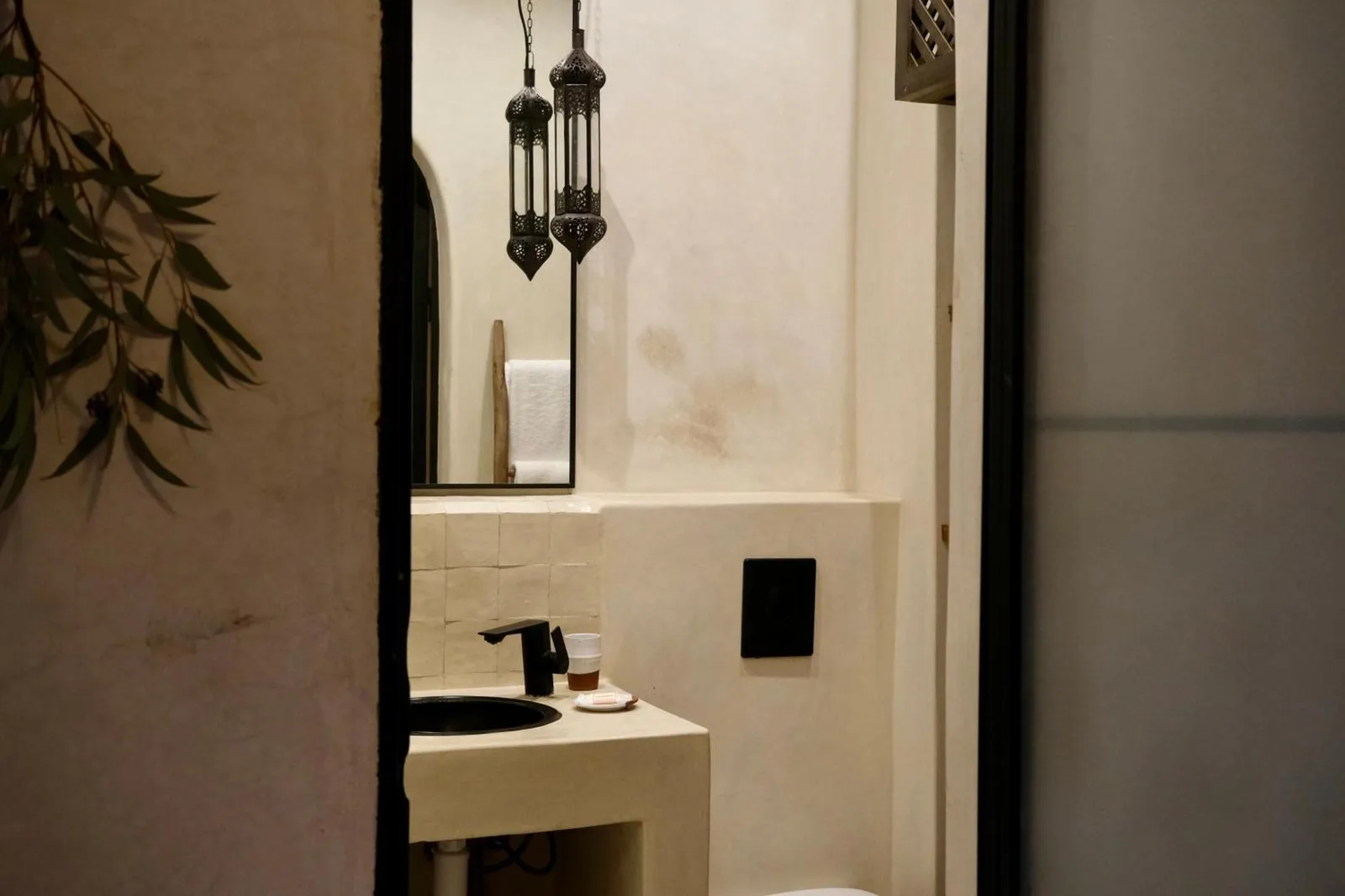 Elegant bathroom at Riad Solange in Marrakech