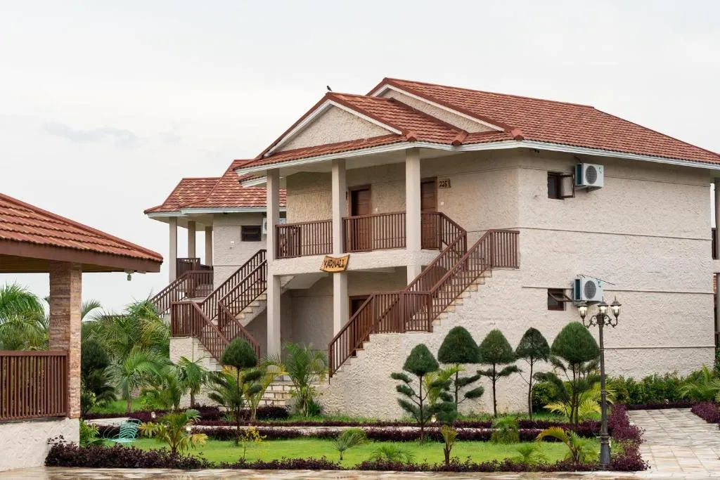 Exterior de River Bank Jungle Resort, Chitwan