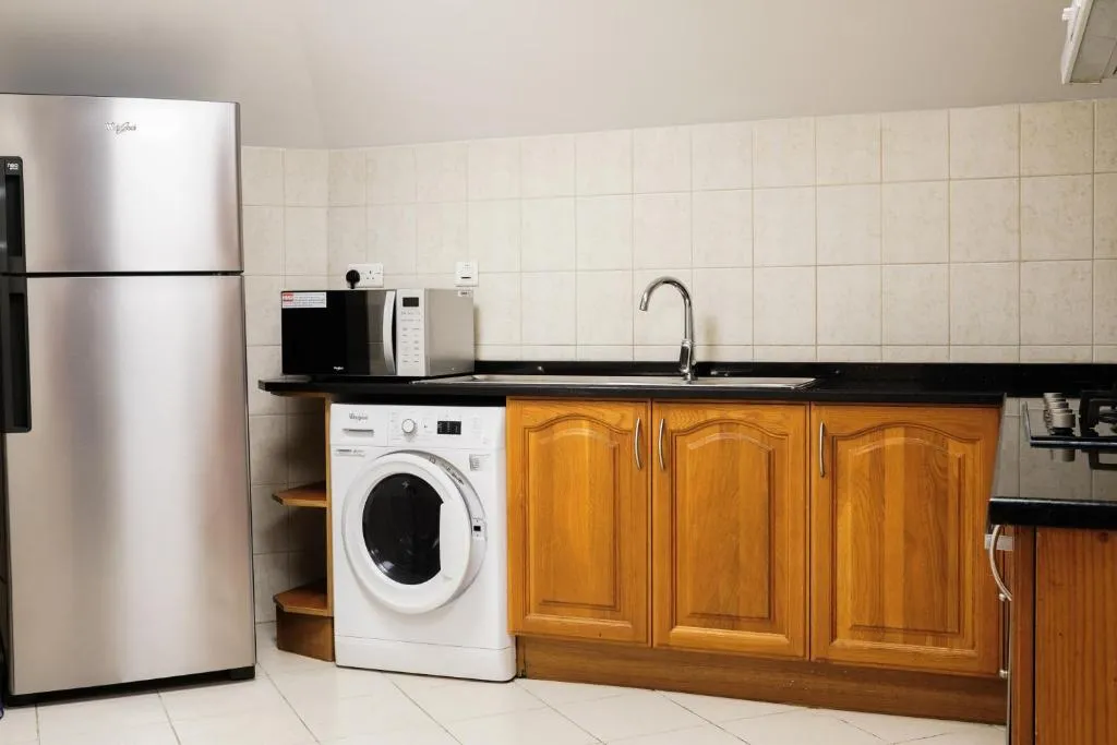 Küchenutensilien in den Roda Al Murooj Residences