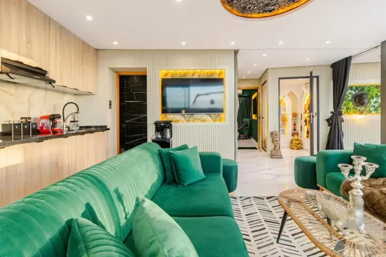 Penthouse sur le toit avec jacuzzi et vue sur la mer & Hassan II, à Casablanca