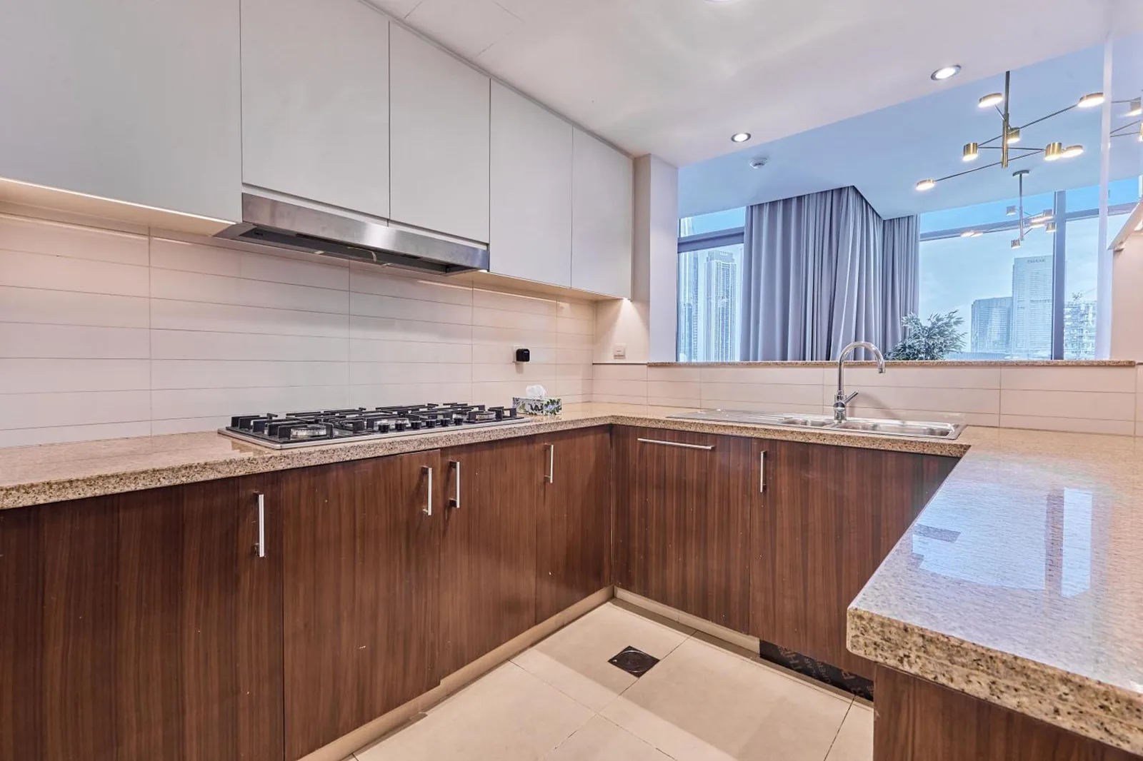 Cuisine dans Rovostays Burj Khalifa View Apartments