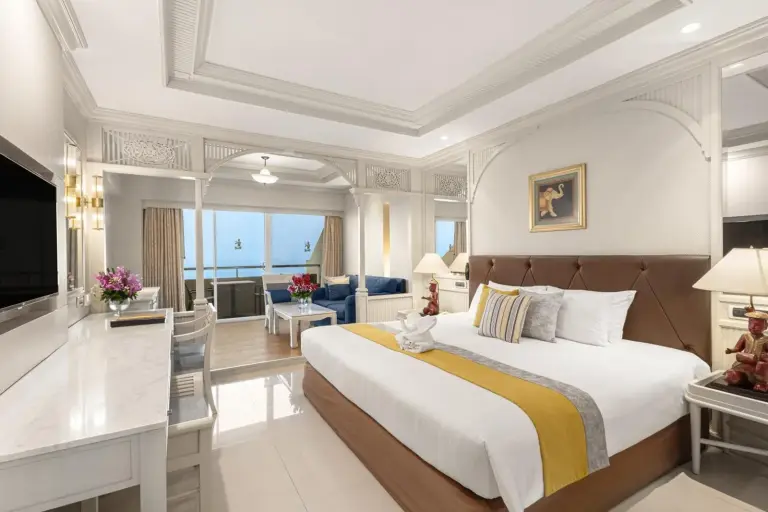 Chambre de suite king au Royal Cliff Beach Hotel Pattaya