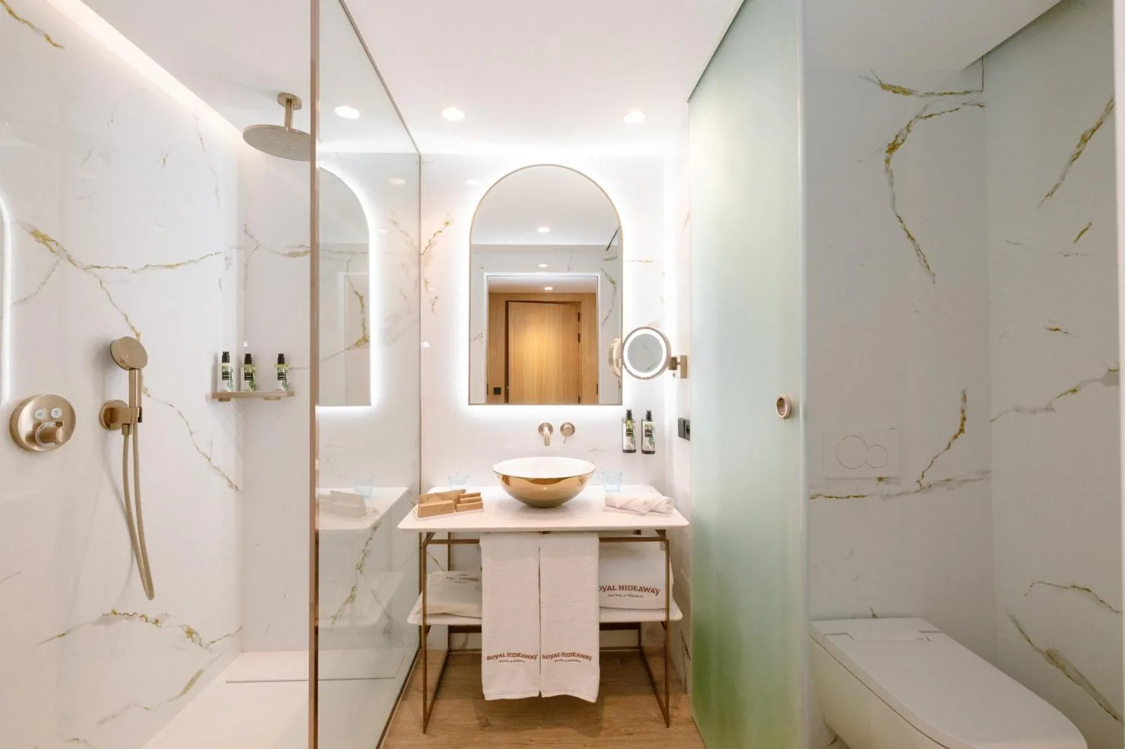 Éléments luxueux de salle de bains au Royal Hideaway Casablanca