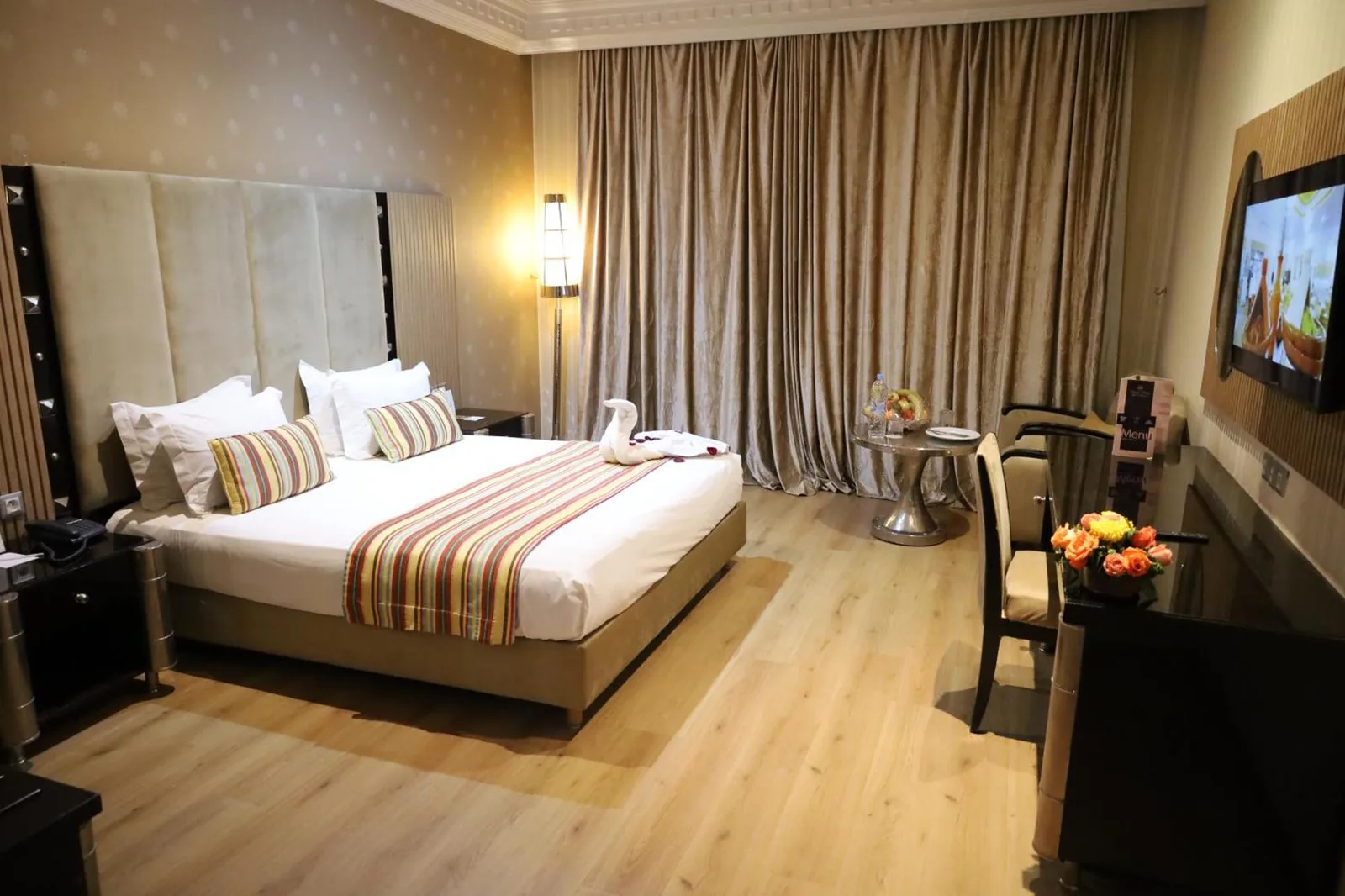 Royal Mirage Deluxe standard room showcasing modern decor in Marrakech
