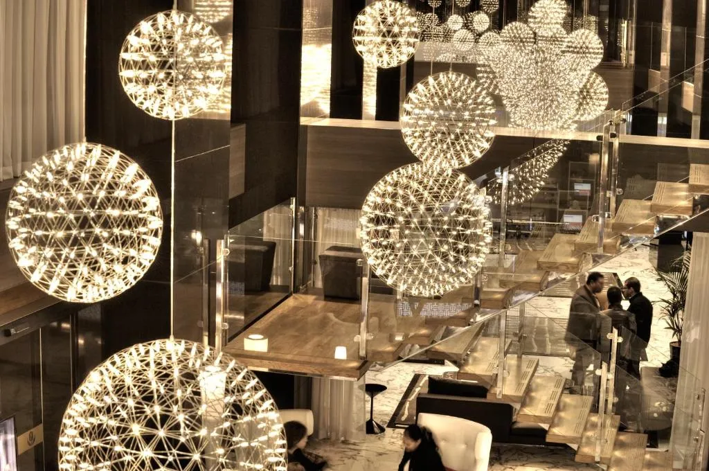 Beautiful lighting at Royal Tulip City Center lobby