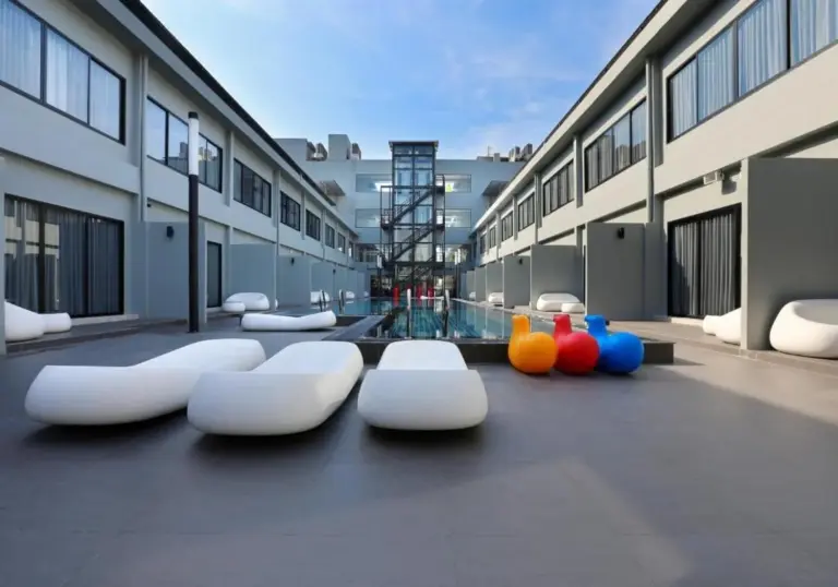 S Ratchada Leisure Hotel