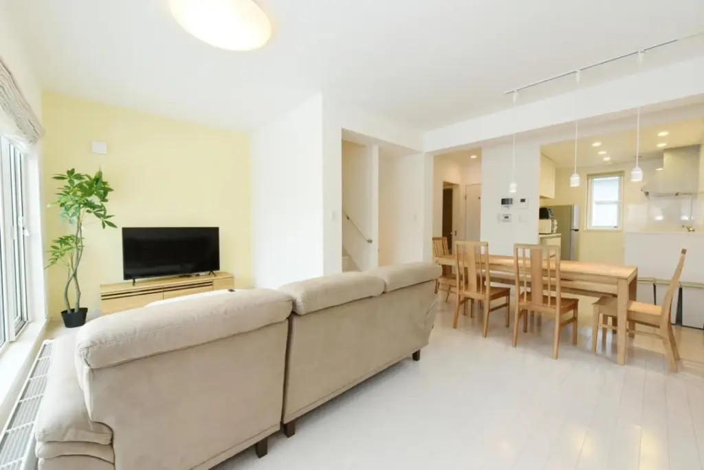 S12 HOTEL