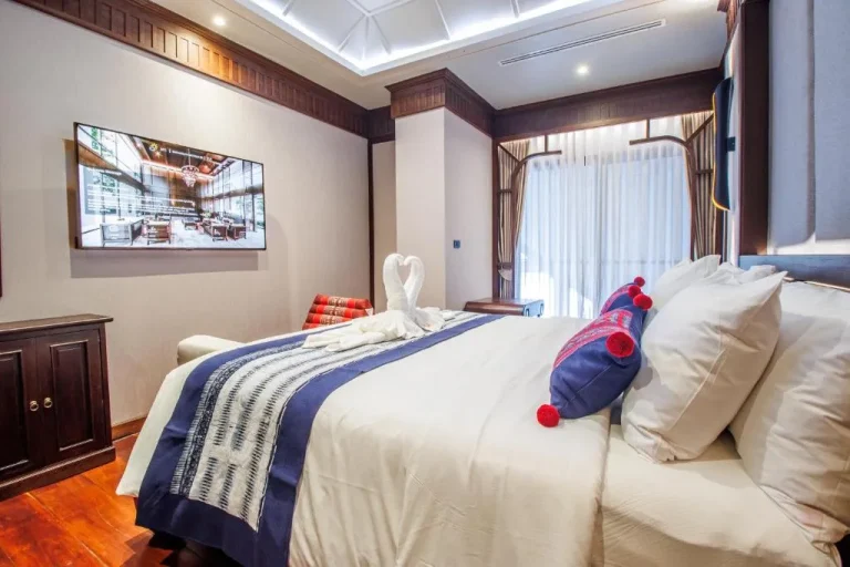 Komfortables Schlafzimmer im S48 River Ping Hotel in Chiang Mai