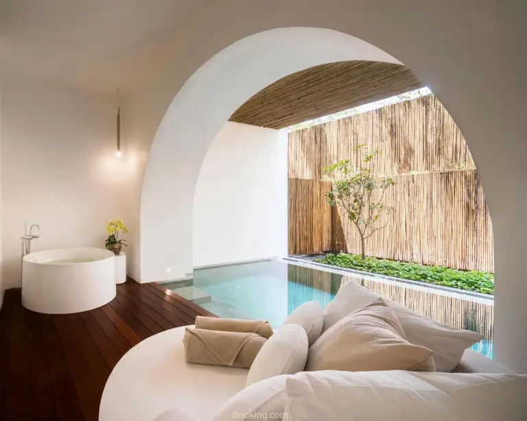 Private Pool Area