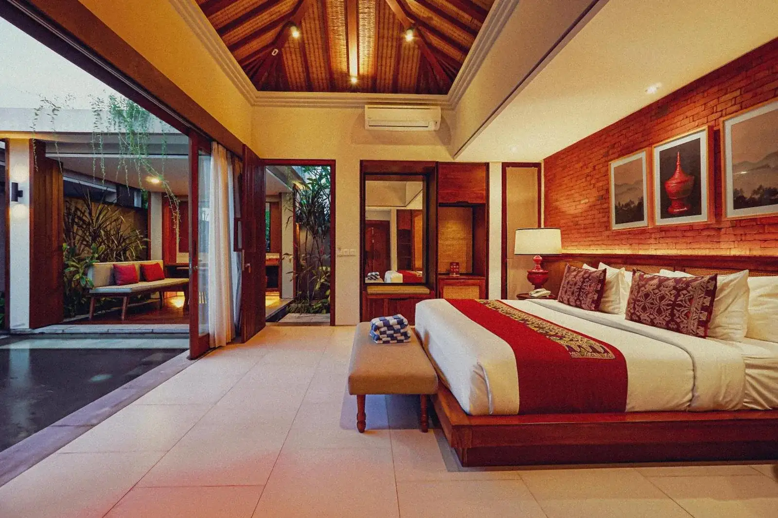 Sampatti Villas modern suite with traditional touch
