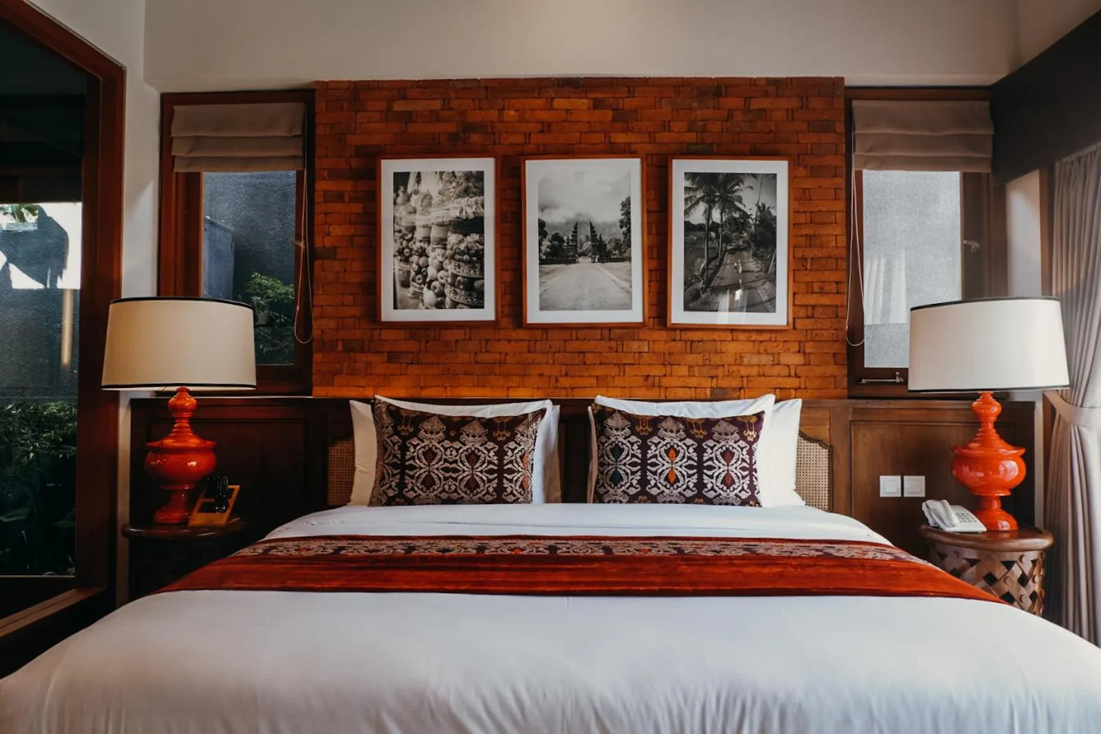 Sampatti Villas stylish bedroom with artwork