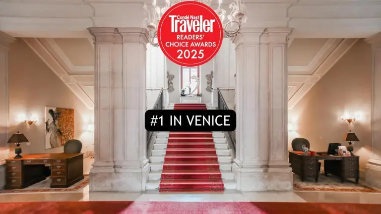 Grand Escalier au San Clemente Palace Venice