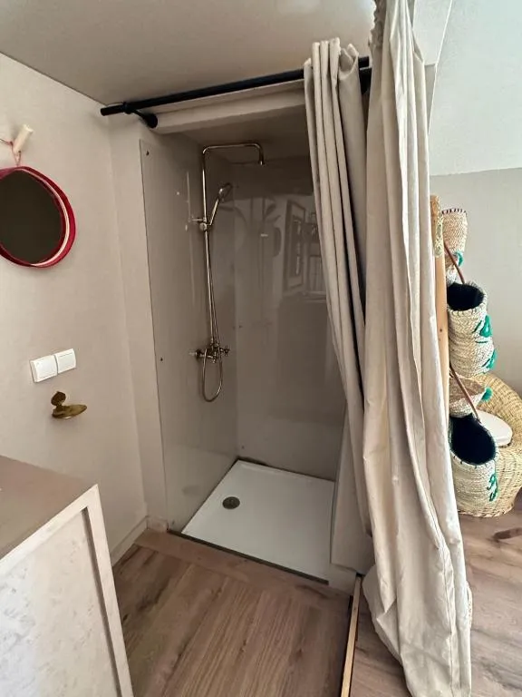 Shower facilities at Sanmao Royal Camp