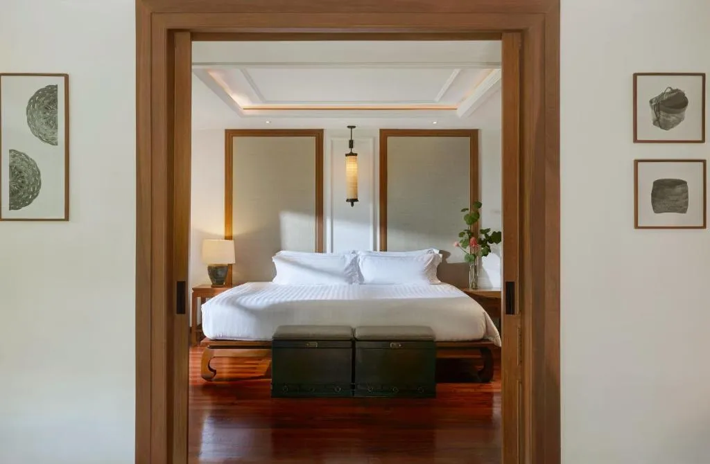 Elegantes Schlafzimmer im Santiburi Koh Samui