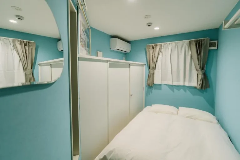 Cozy bedroom at SEADINERS VILLA AOYAMA in Tokyo