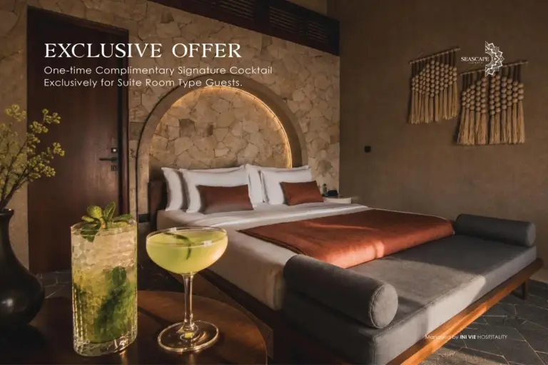 Seascape Resort & Spa Uluwatu by Ini Vie Hospitality – Uluwatu, Indonesia hotel – an aerial view of a swimming pool at a resort at Seascape Resort & Spa Uluwatu by Ini Vie Hospitality in Uluwatu