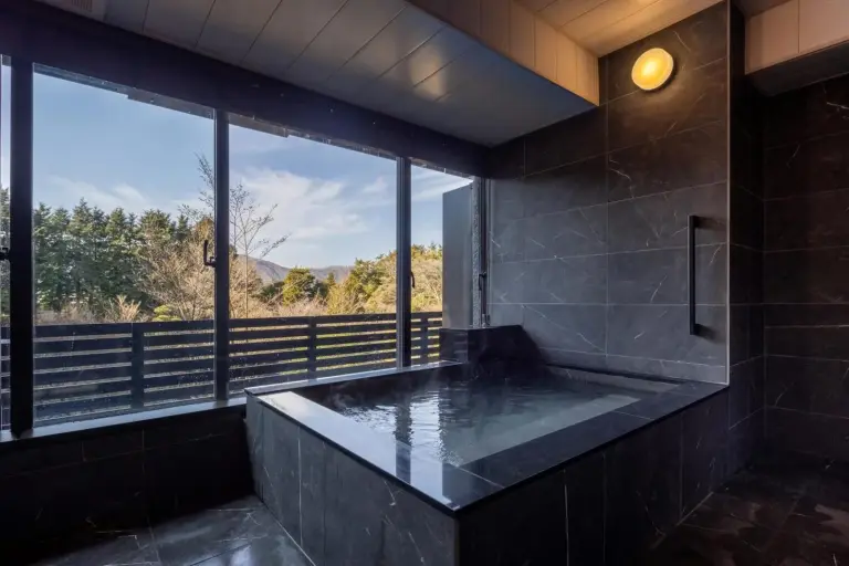 Private bath with view in Sengokubara COCON hotel