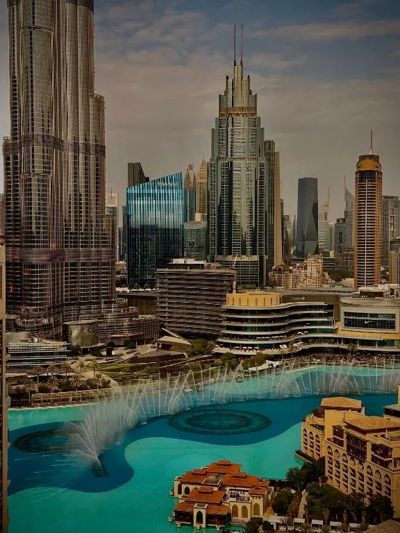 Serene 2BR Burj Khalifa & Fountain View, en Dubái