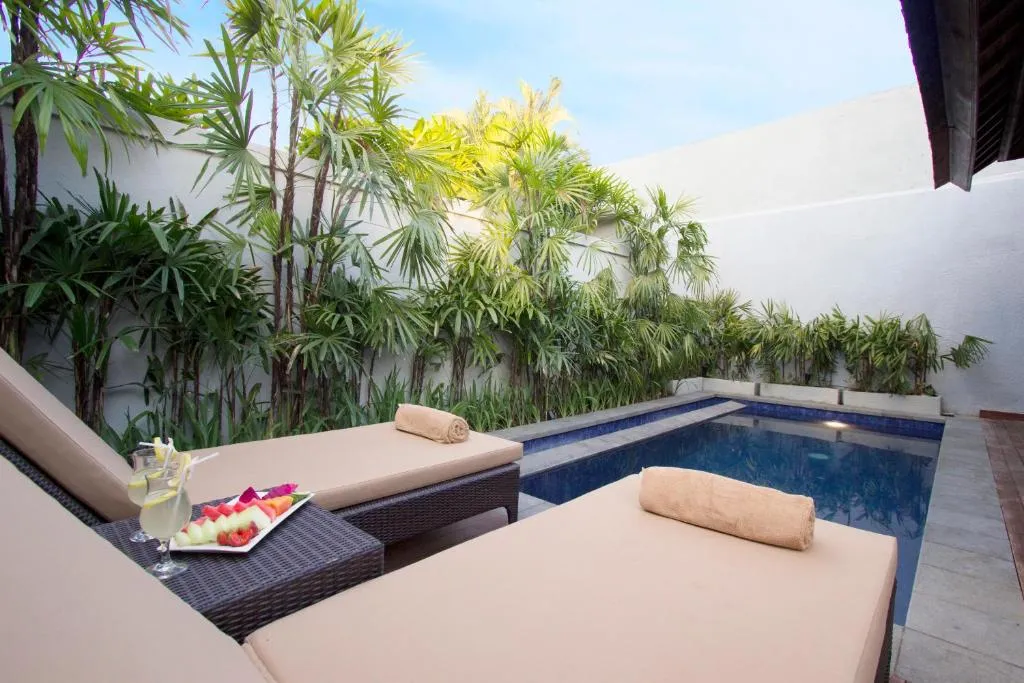 Serene Villas Seminyak - poolside with refreshments