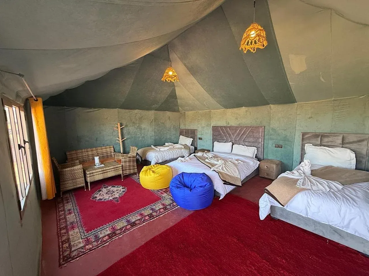 Familienzelt im Serenity Sky Luxury Camp in Merzouga
