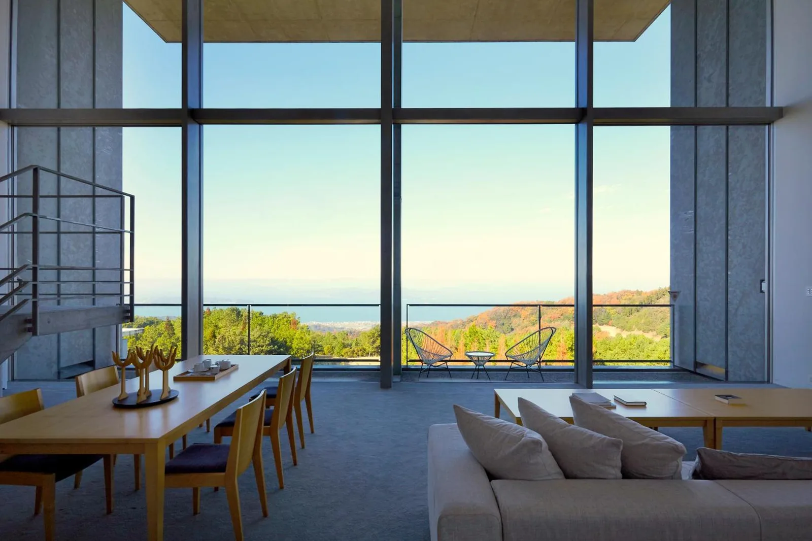 Área de comedor con vista en Setouchi Retreat Aonagi, Matsuyama