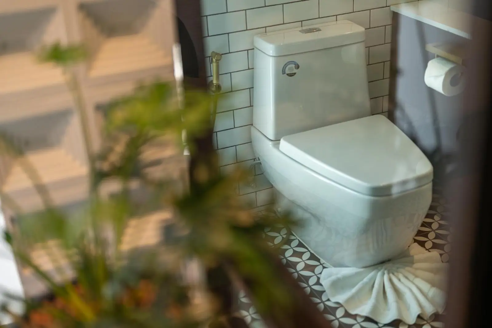 Vue des toilettes du Shamrock Chiangmai Hotel-Adult Only