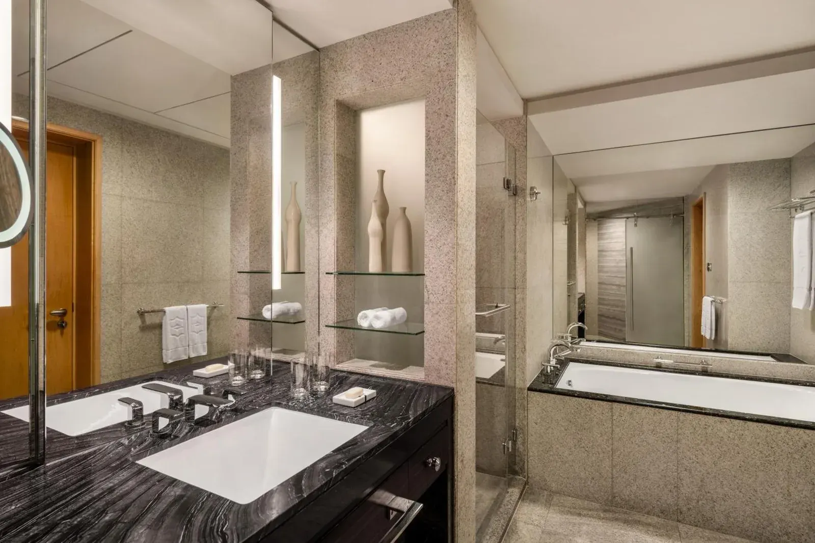 Shangri-La Dubai, à Dubaï