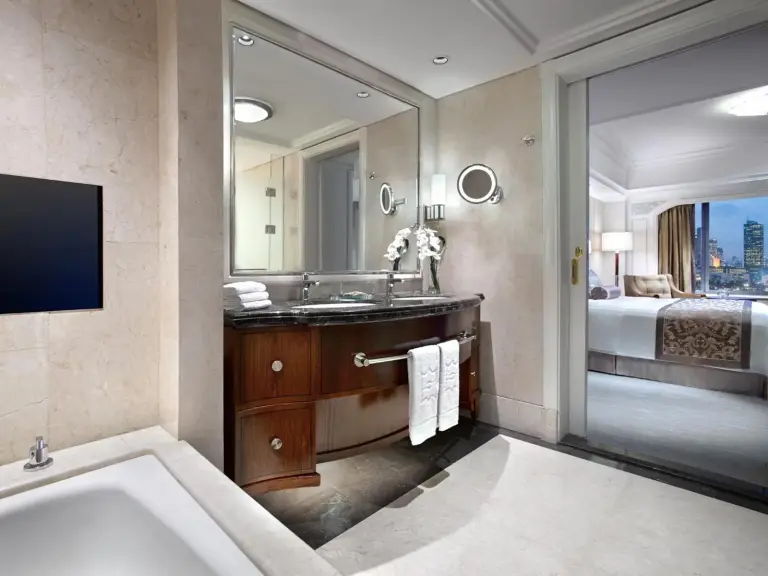 Shangri-La Jakarta, à Jakarta