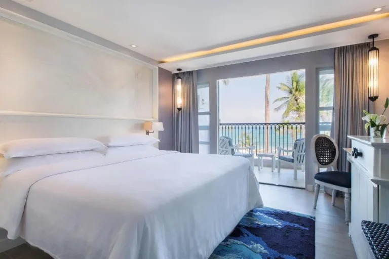 Ocean view room at Sheraton Samui Resort, Koh Samui