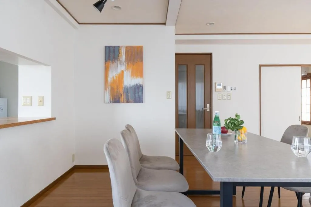 Dining Area Details in Shirasuna Building